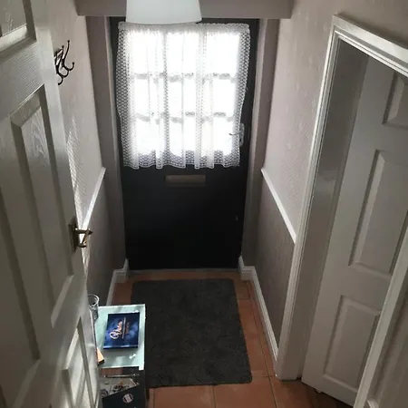 The Cottage, Cosy 2 Bedroom Pet Friendly Perfect For Contractors Free Secure Parking,cctv Будинок відпочинку