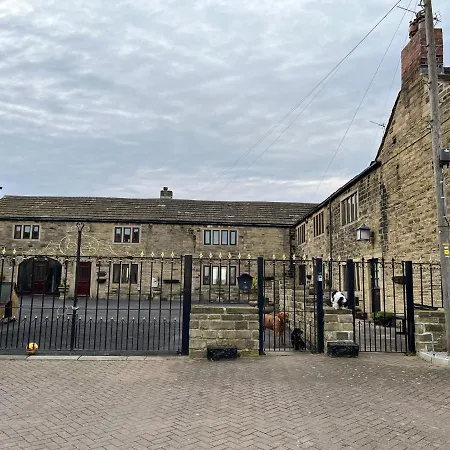 度假居 The Cottage, Cosy 2 Bedroom Pet Friendly Perfect For Contractors Free Secure Parking,cctv 利兹