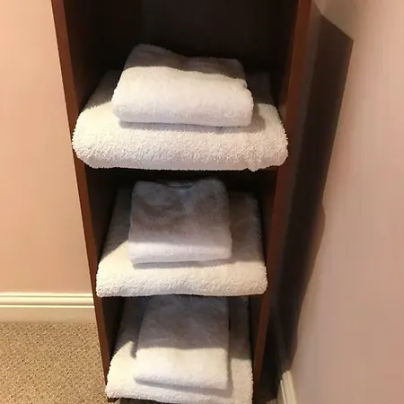 Будинок відпочинку The Cottage, Cosy 2 Bedroom Pet Friendly Perfect For Contractors Free Secure Parking,cctv