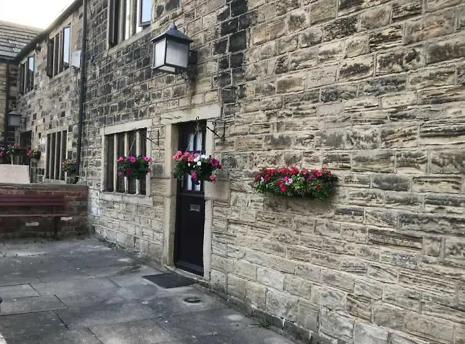 The Cottage, Cosy 2 Bedroom Pet Friendly Perfect For Contractors Free Secure Parking,cctv Holiday home *